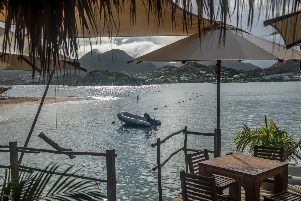 La baie d'Anse Marcel, entre ciel et mer © Paul Marais-Hayer
