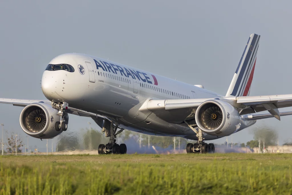 Airbus A350-900 d’Air France au toucher des roues © Paul Marais-Hayer