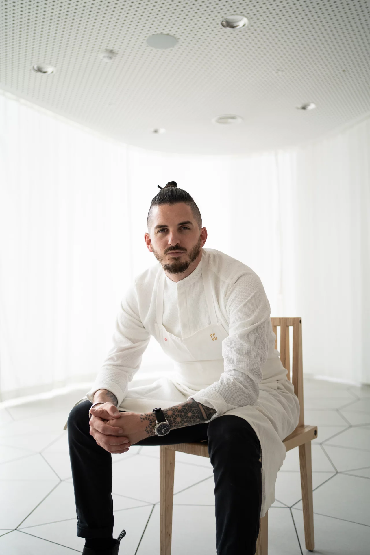 Charles Coulombeau, chef étoilé de La Maison dans le Parc à Nancy et de Yozora à Metz. © Atelier Coulombeau