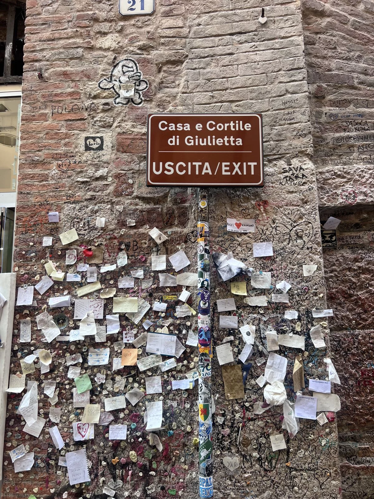 <p><br></p> photo-2-reseaux-sociaux